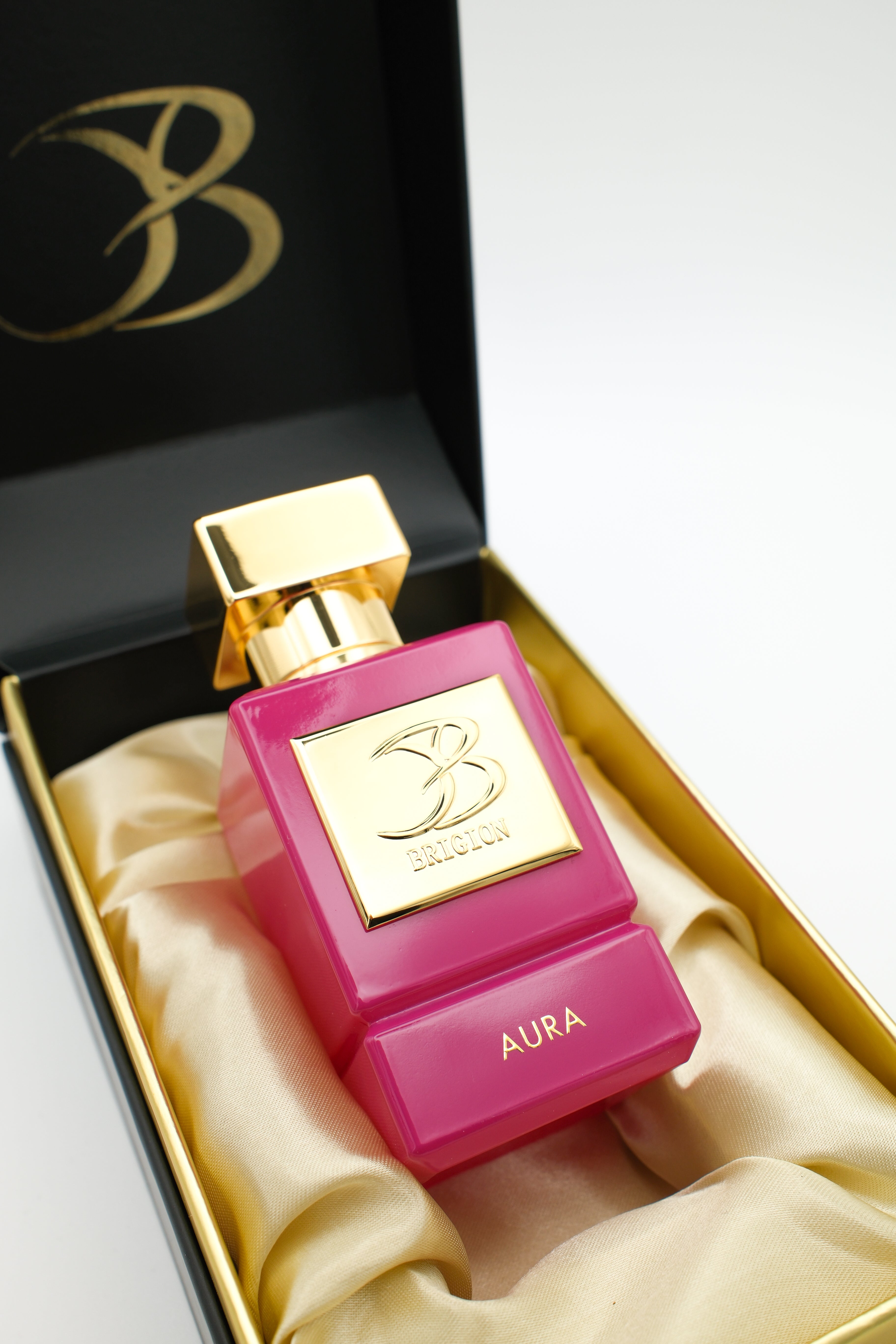 AURA